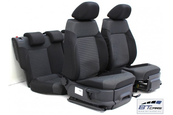 VW POLO FOTELE KOMPLET FOTELI siedzeń siedzenia tapicerka 6R 6R4 6R0 5-drzwiowy welur w kolorze czarno-szarym