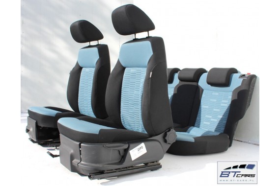 VW POLO FOTELE FOTELE KOMPLET FOTELI siedzeń siedzenia fotel tapicerka 6R 6C welurw kolorze czarnym i niebieskim 5-drzwiowy