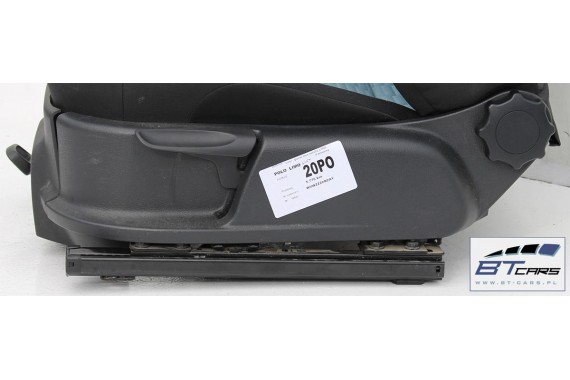VW POLO FOTELE FOTELE KOMPLET FOTELI siedzeń siedzenia fotel tapicerka 6R 6C welurw kolorze czarnym i niebieskim 5-drzwiowy