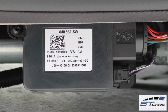 AUDI A4 SEDAN FOTELE KOMPLET FOTELI siedzeń siedzenia fotel tapicerka 8W5 8W skóra kolor czarny B9 USA fotele tapicerka czarna