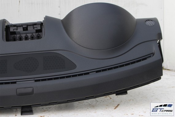 VW TOUAREG KONSOLA DESKA ROZDZIELCZA KOKPIT PULPIT CZARNA 7P0 7P 7P1857003 7P1 857 003 7P1857003 7P1857003 7P1857003 7P1857003