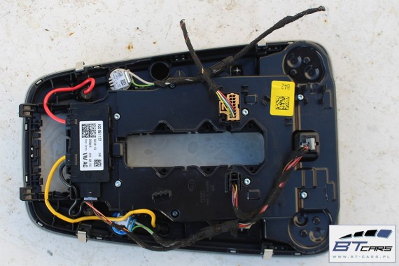 AUDI A4 A5 OŚWIETLENIE LAMPKA PODSUFITKI 8W0947135C 8W0 947 135 C kabiny BC5 - szary tytanowy 8W0947135C 8W0947135C 8W0947135C