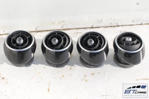 AUDI A1 WLOTY KRATKI NAWIEWU 8X1820901 8X1820902 8X1820951 powietrza wlot kratka 8X1820901 FL LIFT 8X1820901 8X1820902 8X1820951