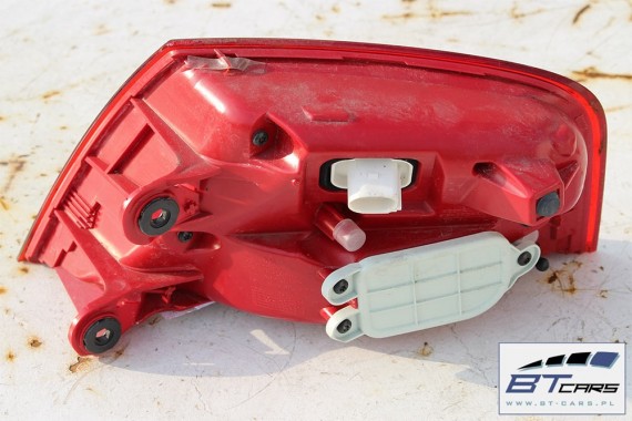 AUDI A8 4H D4 LX7U TYŁ ZDERZAK tylny + LAMPY + KLAPA BAGAŻNIKA + lampa Led ledy 4H0 2010-2014 Kolor: szary Oolonggrau 4H0807511