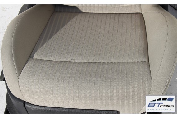 VW POLO FOTELE KOMPLET FOTELI siedzeń siedzenia tapicerka 6R3 6R0 3-drzwiowy welur kolor beż beżowy 6R 6C