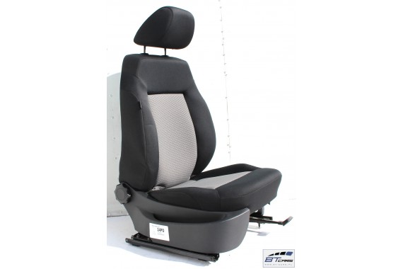 VW POLO FOTELE KOMPLET FOTELI siedzeń siedzenia tapicerka 6R 6R4 6R0 5-drzwiowy welur kolor czarno-szary 6C