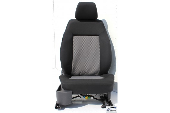 VW POLO FOTELE KOMPLET FOTELI siedzeń siedzenia tapicerka 6R 6R4 6R0 5-drzwiowy welur kolor czarno-szary 6C