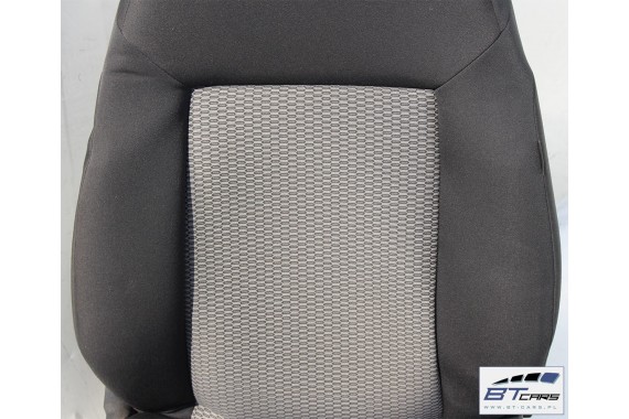 VW POLO FOTELE KOMPLET FOTELI siedzeń siedzenia tapicerka 6R 6R4 6R0 5-drzwiowy welur kolor czarno-szary 6C