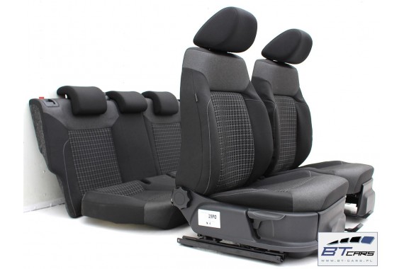 VW POLO FOTELE KOMPLET FOTELI siedzeń siedzenia tapicerka 6C 6C4 6C0 5-drzwiowy welur w kolorze czarno-szarym