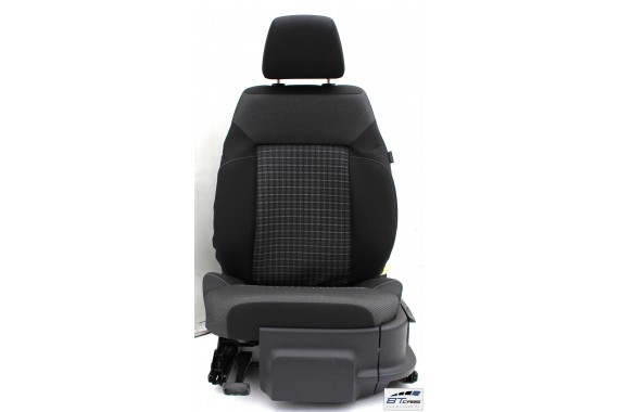VW POLO FOTELE KOMPLET FOTELI siedzeń siedzenia tapicerka 6C 6C4 6C0 5-drzwiowy welur w kolorze czarno-szarym