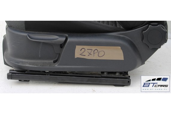 VW POLO FOTELE KOMPLET FOTELI siedzeń siedzenia tapicerka 6R 6R4 6R0 5-drzwiowy welur w kolorze czarno-szarym