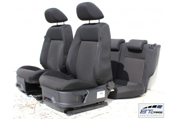 VW POLO FOTELE KOMPLET FOTELI siedzeń siedzenia tapicerka 6R 6R4 6R0 5-drzwiowy welur kolor czarny 2160 kilometrów