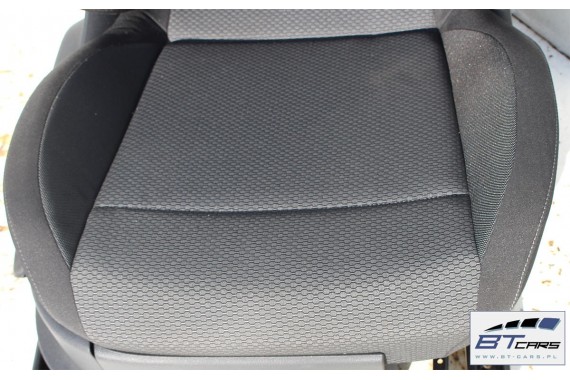 VW POLO FOTELE KOMPLET FOTELI siedzeń siedzenia tapicerka 6C 6C4 6C0 5-drzwiowy welur w kolorze czarno-szarym 91 kilometrów