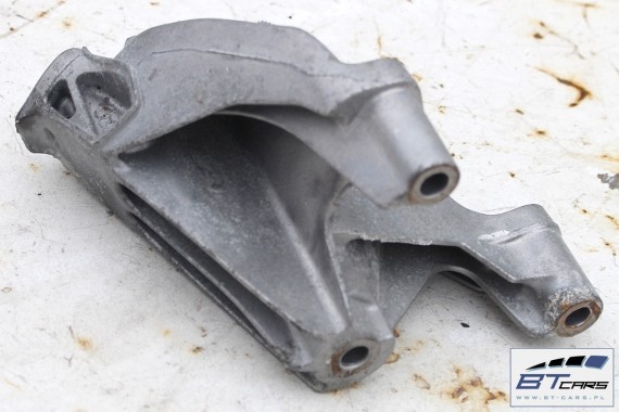 AUDI A4 A5 A6 A8 Q5 ŁAPA SILNIKA 8K0199307CC 8K0199307AL 8K0199307BN  8K0199307CD 8K0199307BM podpora loże 8K0199307CC 8K0199307