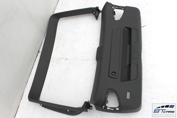 AUDI A4 KOMBI BOCZEK KLAPY BAGAŻNIKA tapicerka 8W9867979 8W9867973 4PK - czarny wykończenie 8W9 867 979  973 8W9867979 8W9867979