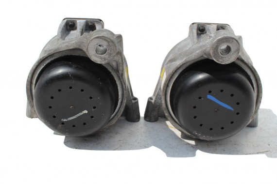 AUDI A4 A5 8W PODUSZKA SILNIKA 8W0199371BE 8W0199371BR 8W0 199 371 BE 8W0199371BE 8W silnik benzynowy 8W0199371DA 8W0199371BE