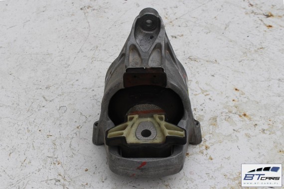 AUDI A4 A5 PODUSZKA SILNIKA ŁAPA 8W0199371BD 8W0199371BH 4M0199371FC 8W0199371BD 2.0 TFSi USA 8W0199371BD 8W0199371BH 4M0199371