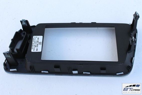 AUDI Q5 SQ5 FL RAMKA MONITORA NAVI 8R1857186S 8R1 857 186 S 8R LIFT wyświetlacza V58 - czarny polerowany