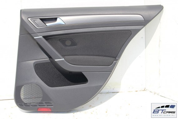 VW GOLF 7 VII KOMBI BOCZEK BOCZKI DRZWI drzwiowe tapicerka 5G 5G9 Variant KOMPLET BOCZKÓW CZARNY welur welurowe czarne