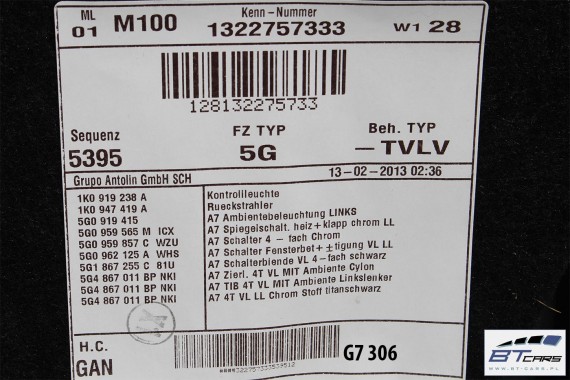VW GOLF 7 VII KOMBI BOCZEK BOCZKI DRZWI drzwiowe tapicerka 5G 5G9 Variant KOMPLET BOCZKÓW CZARNY welur welurowe czarne