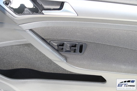 VW GOLF 7 VII BOCZKI DRZWIOWE BOCZEK DRZWI TAPICERKA KOMPLET BOCZKÓW DRZWIOWYCH 5G9 CZARNY