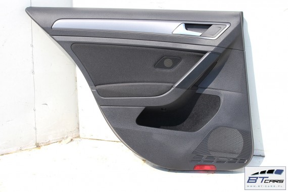 VW GOLF 7 VII BOCZKI DRZWIOWE BOCZEK DRZWI TAPICERKA KOMPLET BOCZKÓW DRZWIOWYCH 5G9 CZARNY