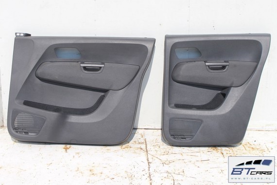 VW AMAROK BOCZKI DRZWIOWE BOCZEK DRZWI TAPICERKA 2H0867004 2H0 867 004