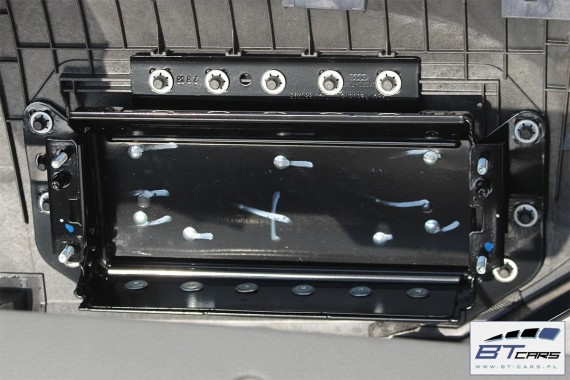 AUDI Q7 KONSOLA DESKA ROZDZIELCZA KOKPIT PULPIT TPR - szara 4L1857041E szary achat