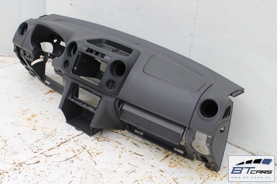 VW AMAROK KONSOLA DESKA ROZDZIELCZA KOKPIT PULPIT 2H1857005 2H1 857 005 2H