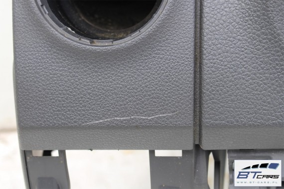 VW AMAROK KONSOLA DESKA ROZDZIELCZA KOKPIT PULPIT 2H1857005 2H1 857 005 2H
