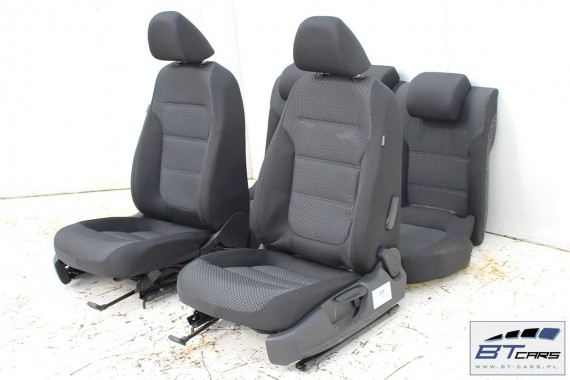 VW JETTA FOTELE KOMPLET FOTELI SIEDZEŃ TAPICERKA SIEDZENIA welur kolor czarny 5C