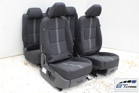 VW TIGUAN FOTELE KOMPLET FOTELI siedzeń siedzenia fotel tapicerka welur kolor czarny 5N 5N0