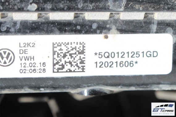 AUDI Q2 PRZÓD MASKA ZDERZAK BŁOTNIK LAMPA 81A Kolor: LZ7S - szary (daytonagrau