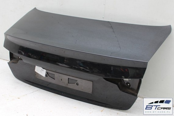 AUDI A4 SEDAN KLAPA TYLNA BAGAŻNIKA TYŁ 8W 8W5 B9 2015- A2A2 LY9B brylantowy czarny 8W5827025 8W5827025D 8W5827025J 8W5827025F