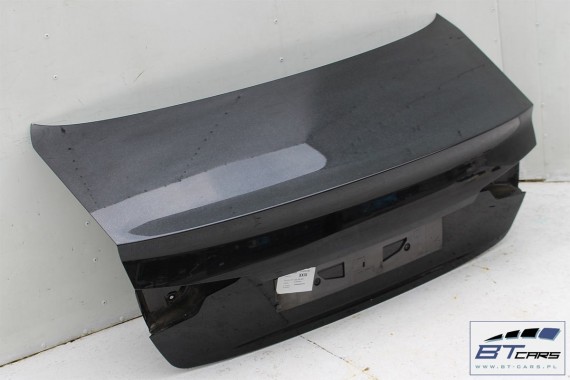AUDI A4 SEDAN KLAPA TYLNA BAGAŻNIKA TYŁ 8W 8W5 B9 2015- A2A2 LY9B brylantowy czarny 8W5827025 8W5827025D 8W5827025J 8W5827025F