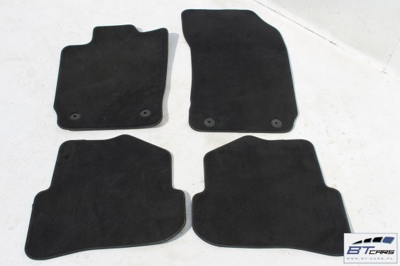 AUDI A1 DYWANIKI PODŁOGI WYCIERACZKI 8X1863691A 8X1 863 691 A WL6 8X1863691 8X0864450 8X0863724 8X1863691A 8X1863713 8X1863714