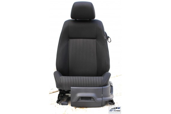 VW POLO FOTELE KOMPLET FOTELI siedzeń siedzenia tapicerka 6R 6R3 6R0 3-drzwiowy welur w kolorze czarnym