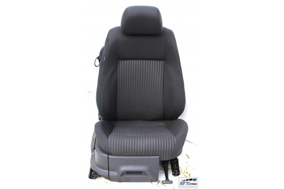 VW POLO FOTELE KOMPLET FOTELI siedzeń siedzenia tapicerka 6R 6R3 6R0 3-drzwiowy welur w kolorze czarnym