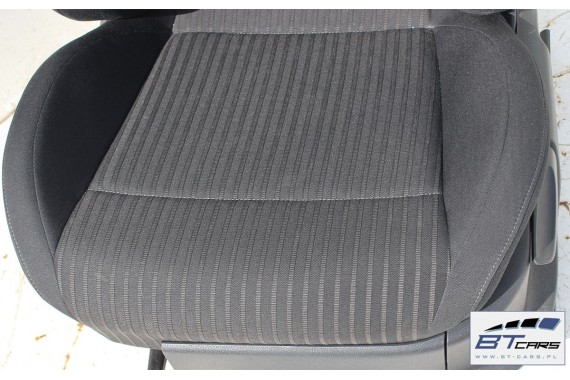 VW POLO FOTELE KOMPLET FOTELI siedzeń siedzenia tapicerka 6R 6R3 6R0 3-drzwiowy welur w kolorze czarnym