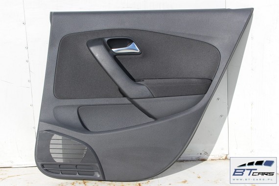 VW POLO BOCZKI DRZWIOWE BOCZEK DRZWI TAPICERKA 6R 6R4