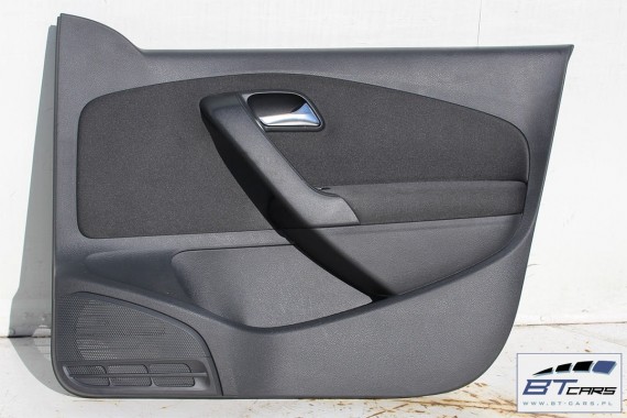 VW POLO BOCZKI DRZWIOWE BOCZEK DRZWI TAPICERKA 6R 6R4