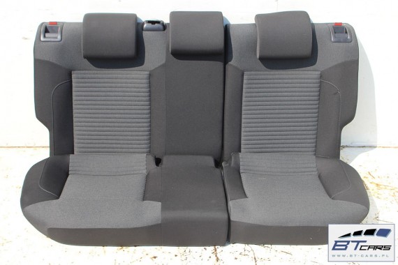 VW POLO FOTELE KOMPLET FOTELI siedzeń siedzenia tapicerka 6R 6R4 6R0 5-drzwiowy welur w kolorze czarno-szarym