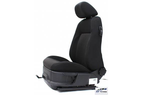 VW POLO FOTELE KOMPLET FOTELI siedzeń siedzenia tapicerka 6R 6R3 6R0 3-drzwiowy welur w kolorze czarnym