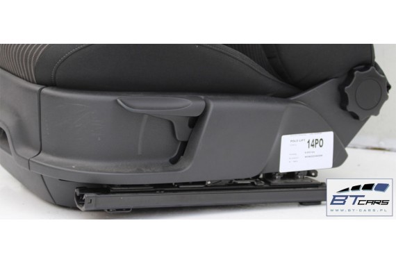 VW POLO FOTELE KOMPLET FOTELI siedzeń siedzenia tapicerka 6R 6R3 6R0 3-drzwiowy welur w kolorze czarnym