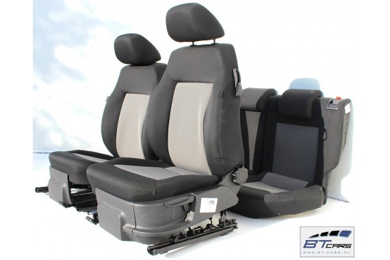 VW POLO FOTELE KOMPLET FOTELI siedzeń siedzenia tapicerka 6R 6R3 6R0 3-drzwiowy welur w kolorze czarno-szarym