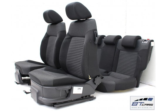 VW POLO FOTELE KOMPLET FOTELI siedzeń siedzenia tapicerka 6C 6C0 6R 6R3 6R0 3-drzwiowy welur w kolorze czarno-szarym