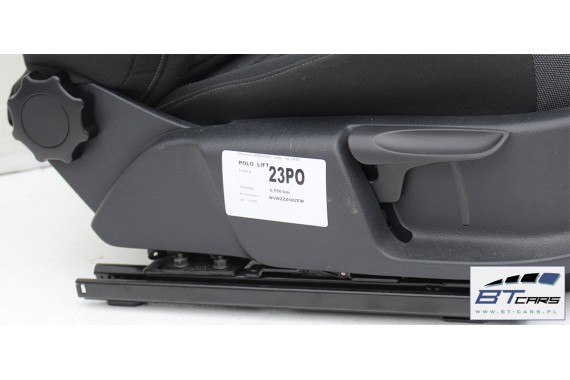 VW POLO FOTELE KOMPLET FOTELI siedzeń siedzenia tapicerka 6C 6C0 6R 6R3 6R0 3-drzwiowy welur w kolorze czarno-szarym