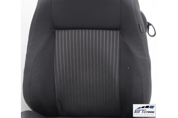 VW POLO FOTELE KOMPLET FOTELI siedzeń siedzenia tapicerka 6R 6R3 6R0 3-drzwiowy welur kolor czarny