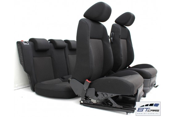 VW POLO FOTELE KOMPLET FOTELI siedzeń siedzenia tapicerka 6R 6R3 6R0 3-drzwiowy welur w kolorze czarnym