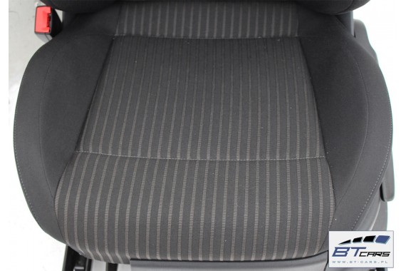 VW POLO FOTELE KOMPLET FOTELI siedzeń siedzenia tapicerka 6R 6R3 6R0 3-drzwiowy welur w kolorze czarnym